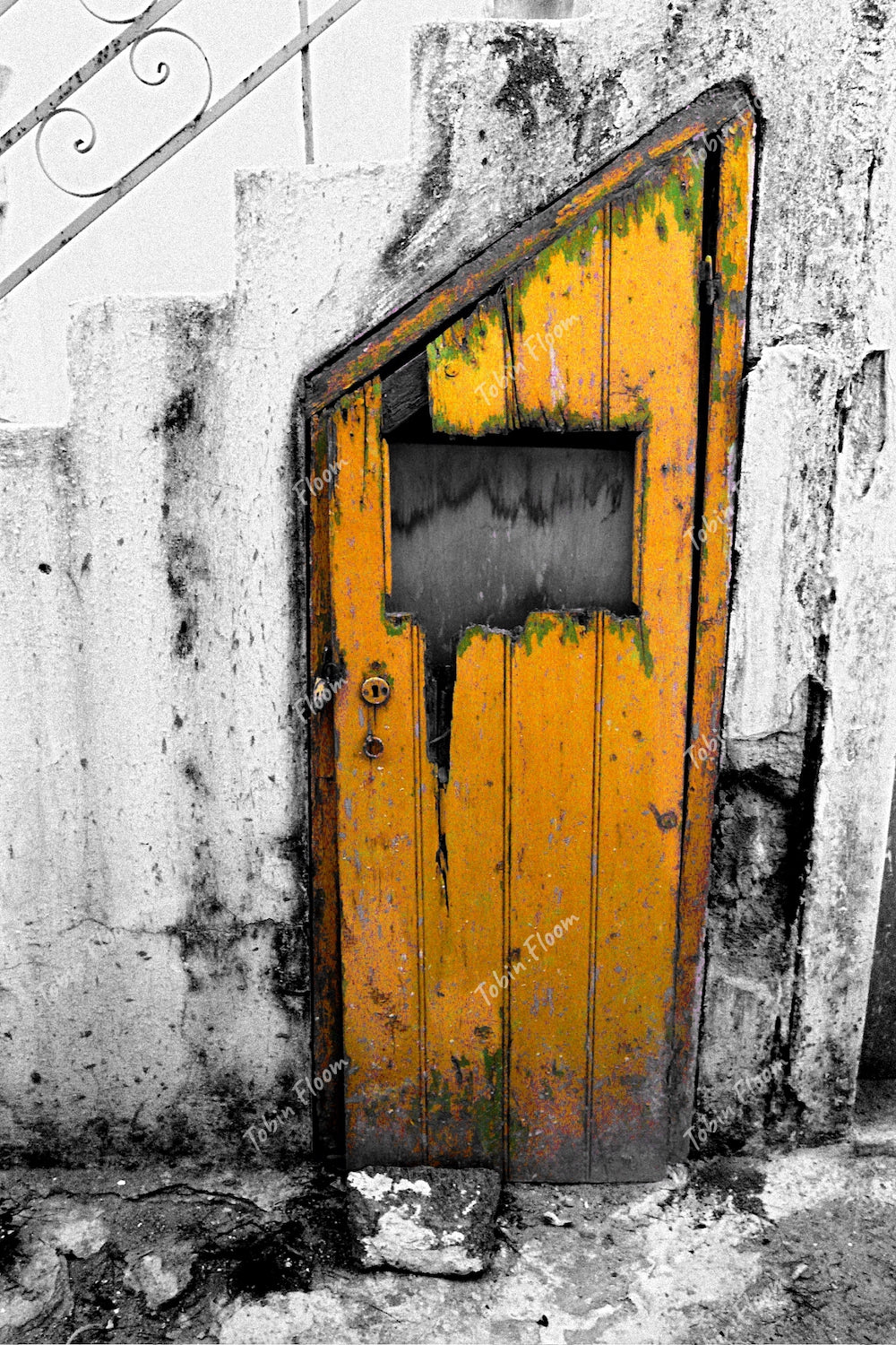 Greek Door Yellow